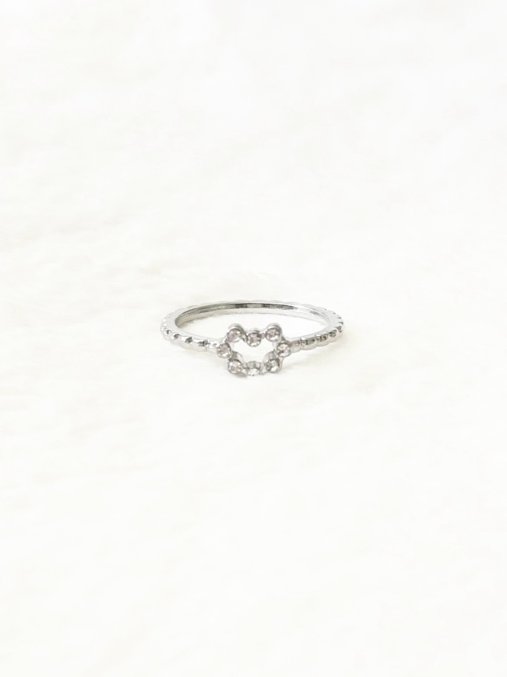 5/$15 🩷 MUST BUNDLE Delicate Silver Heart Ring - Sparkling White Stones